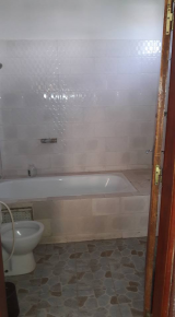 A louer appartement avec 2 chambres à la cite biagui yoff aeroport